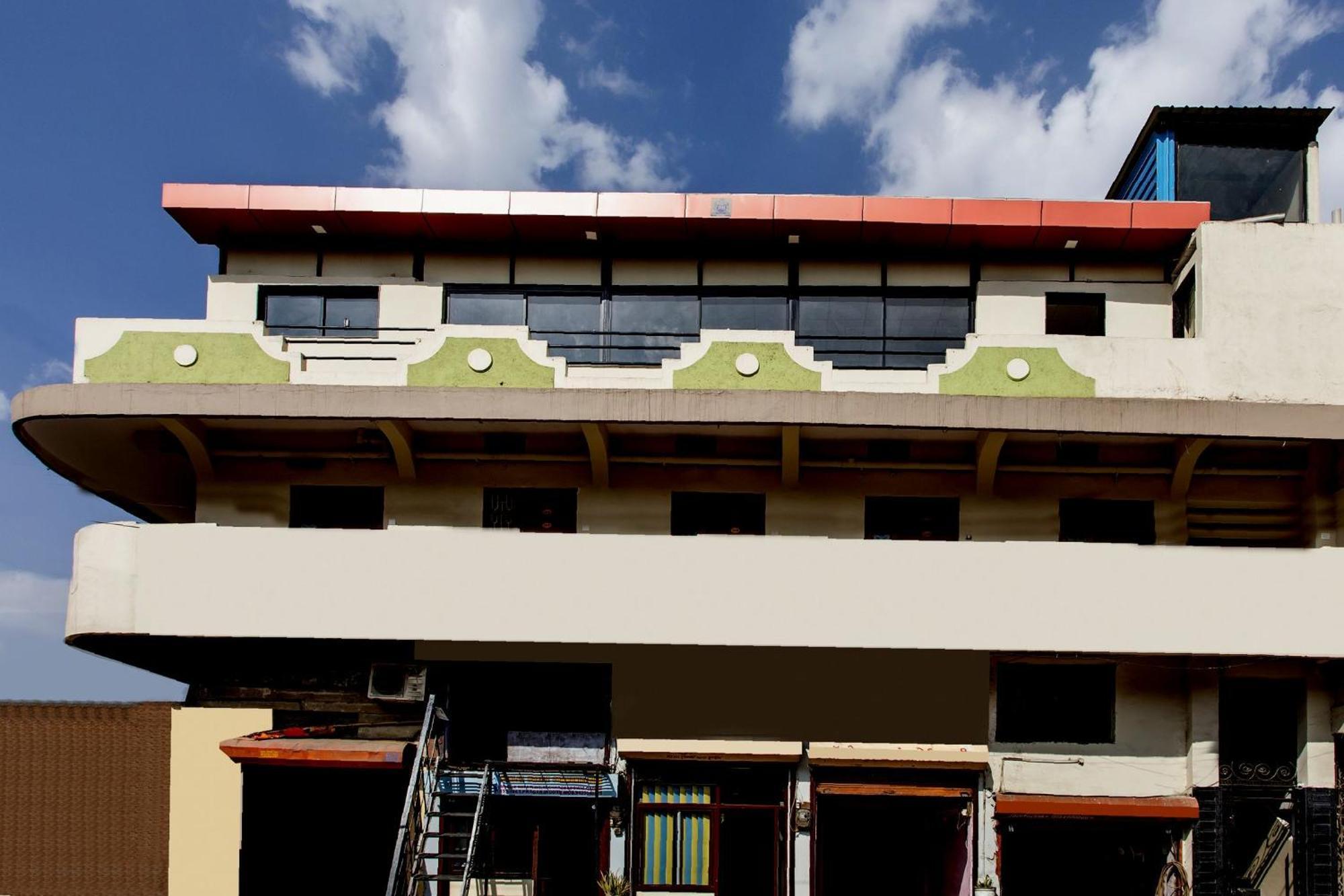 Hotel O Apple Tree Indore Dış mekan fotoğraf