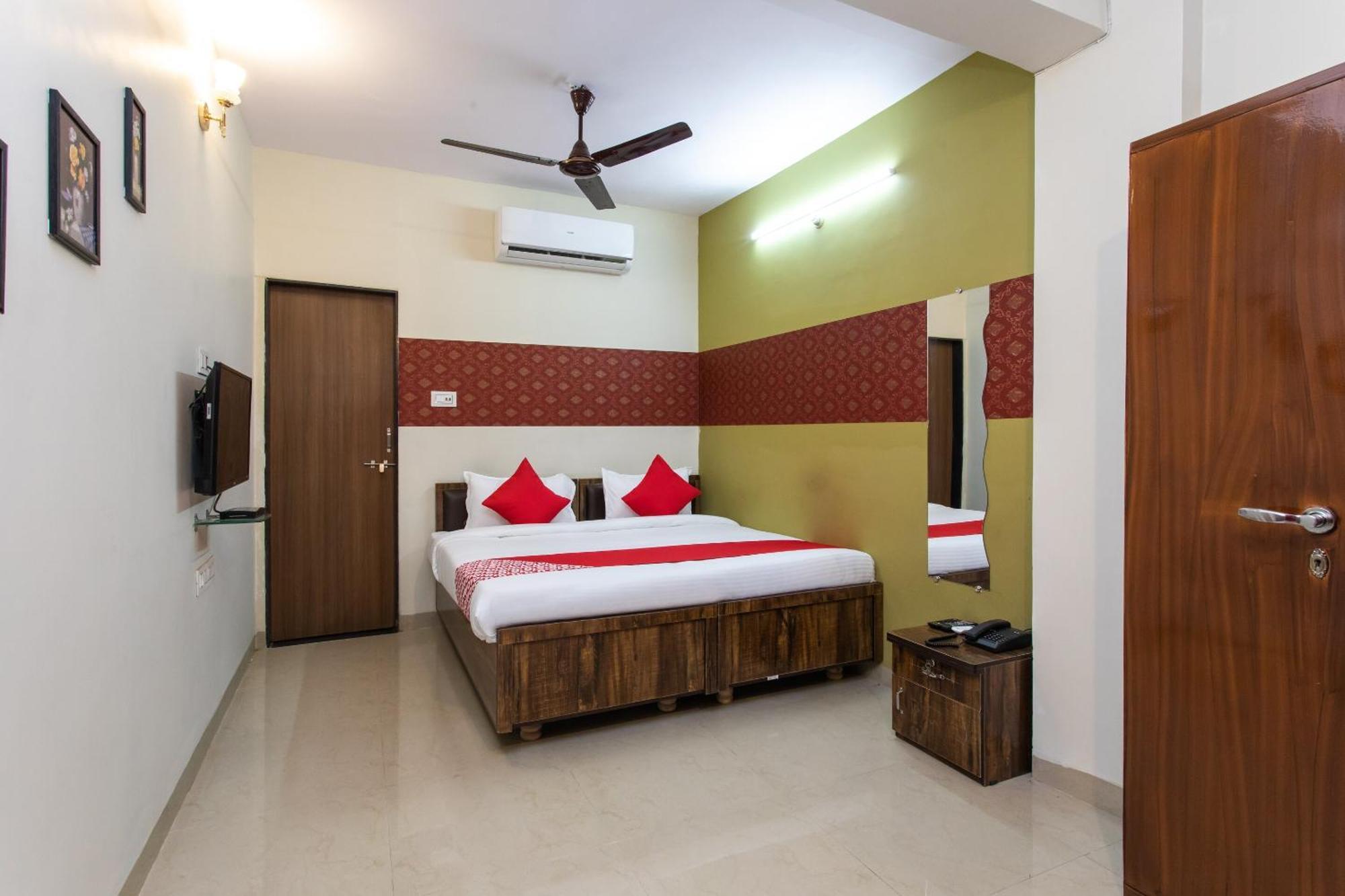 Hotel O Apple Tree Indore Dış mekan fotoğraf